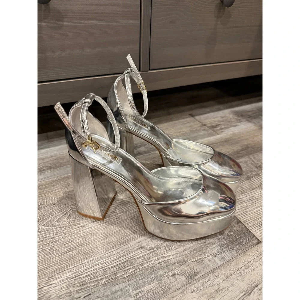 Larroude Ari Strap Platform Heel $350 SANDAL PUMP LEATHER SILVER sz 8